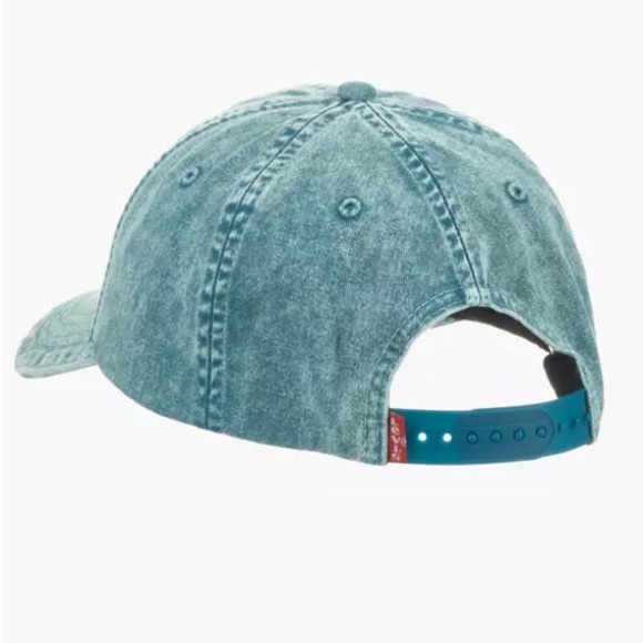 RARE LEVI’S NWT Acid Wash Cap in Pale Blue main image 9